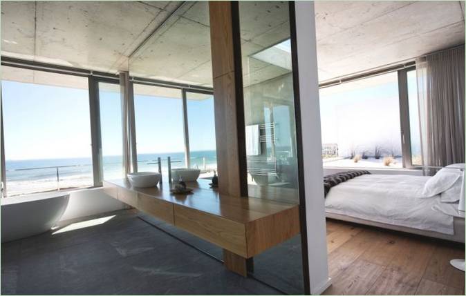 Salle de bain du studio directement dans la chambre