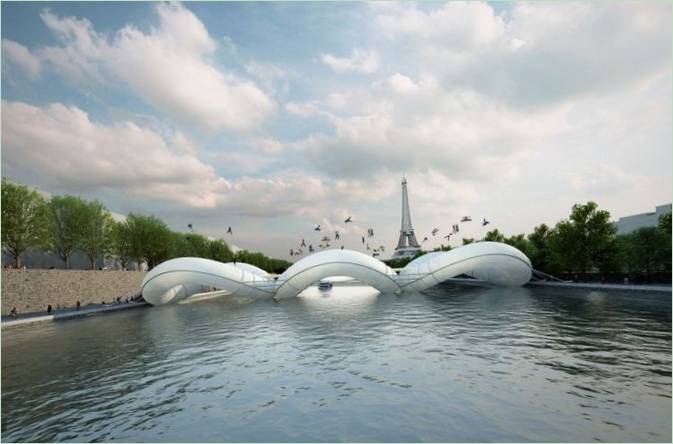 Un pont trampoline sur la Seine à Paris