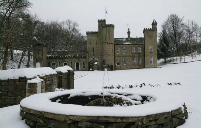 luxe-carr-hall-castle