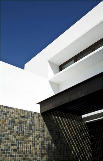 Intérieur de la maison accueillante Casa Altabrisa à Mérida, Yucatan, Mexique. Conception par Grupo Arquidecture