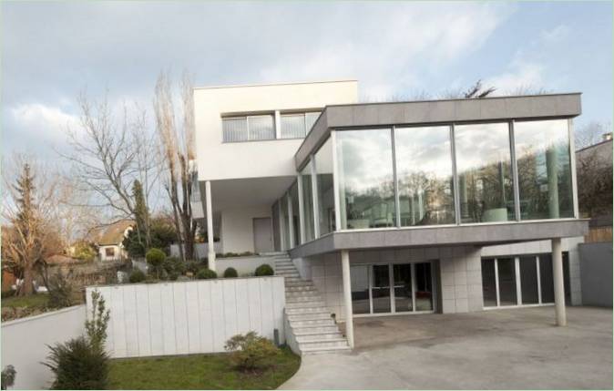 Extérieur de la Maison de verre de Clamart