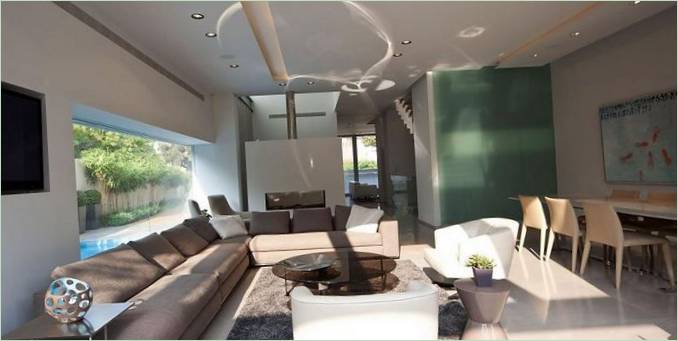 Salon dans des tons calmes