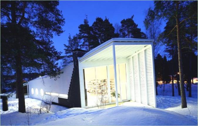 Un design contemporain pour une maison en bois contemporaine en Finlande