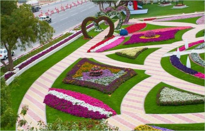 Parc floral Ai Ain Paradise Gardens aux Émirats arabes unis