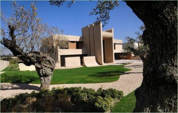 Conception architecturale moderne d'une résidence privée