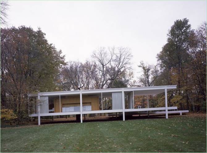 L'extérieur de la maison de verre Fransworth