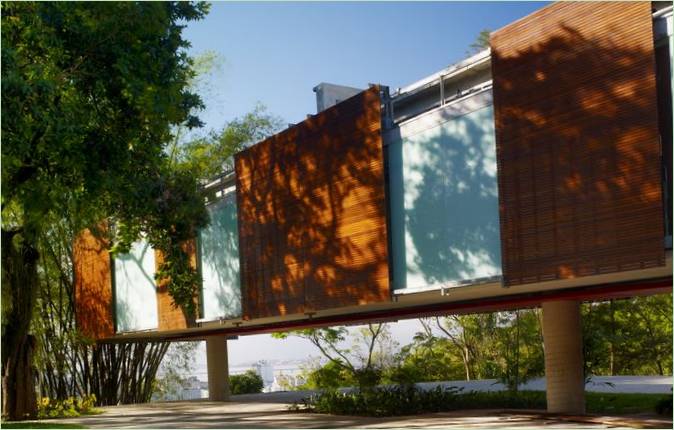 Finition extérieure d'une maison individuelle à Rio