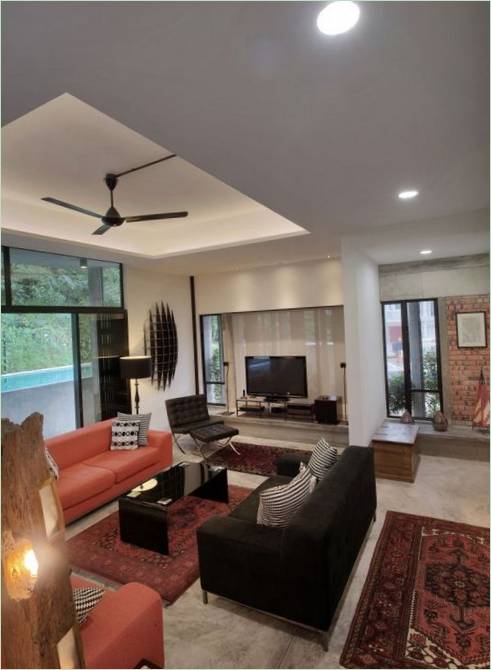 Design intérieur du salon de la maison Menerung