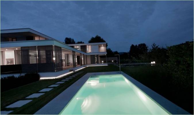 L'intérieur du pool house Haus SK en Autriche