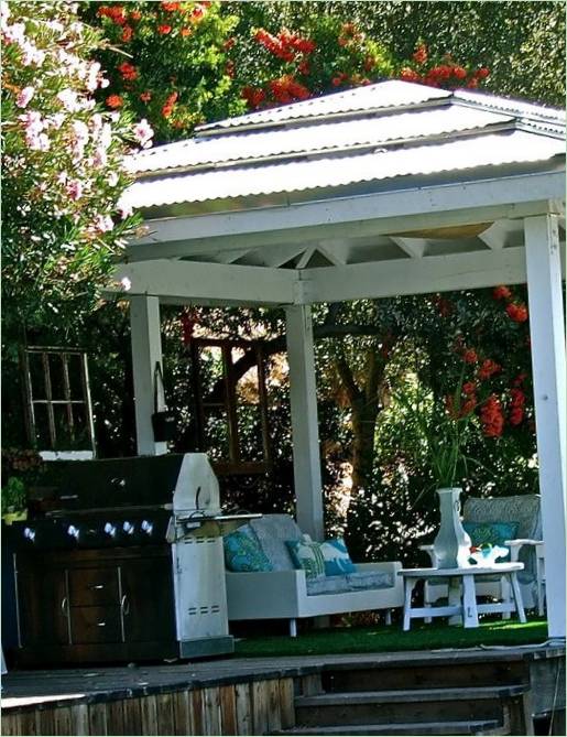 Aménagement du patio d'une maison côtière