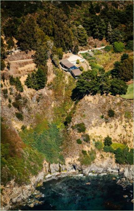 Le projet de maison de campagne Fall House de Fougeron Architecture