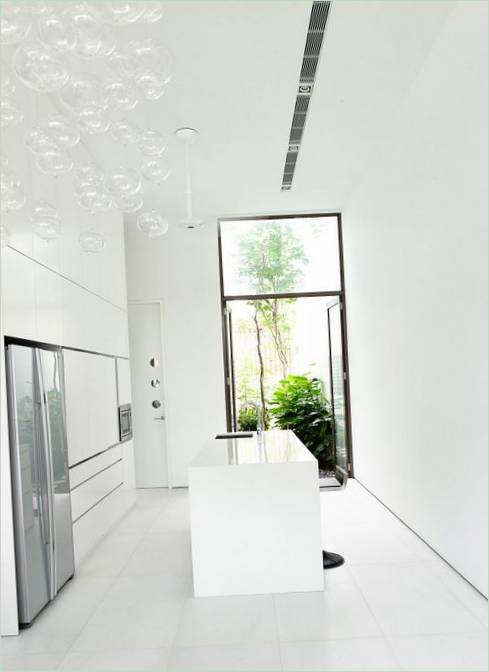 Intérieur de cuisine en blanc