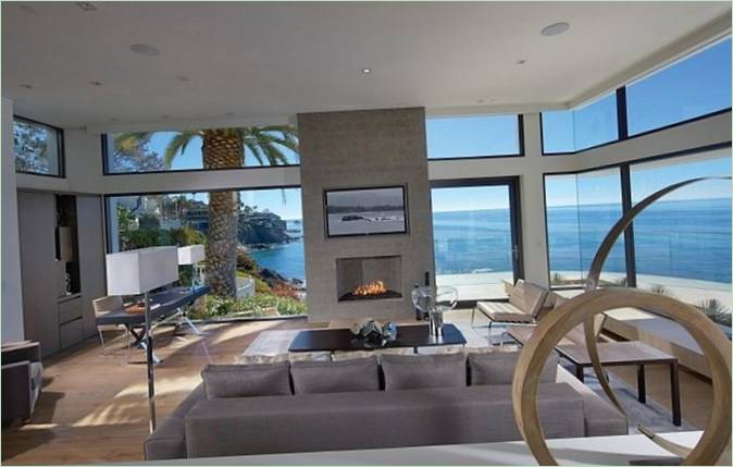 Intérieur du salon d'une villa de luxe en Californie
