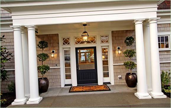 Décoration de l'entrée principale