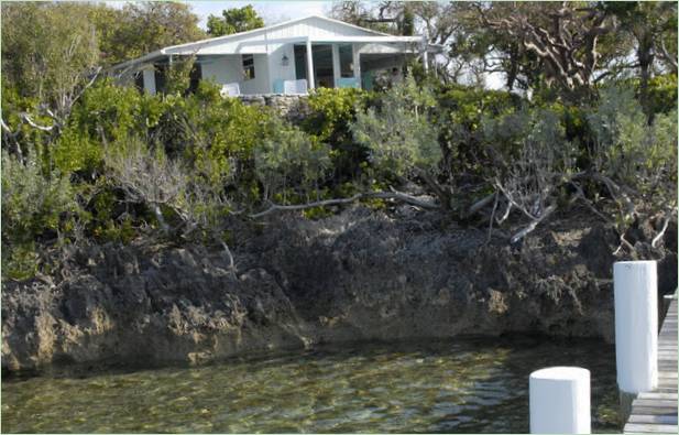 L'extérieur d'une maison sur une île privée