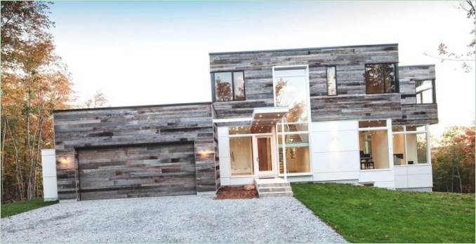 Maison des collines de la Gatineau au Canada