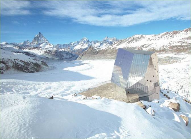 Cabane du Mont Rose en Suisse