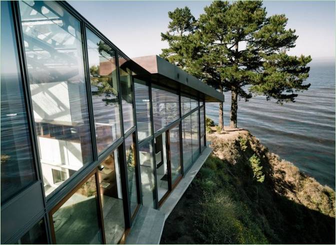 Maison de campagne Fall House sur la côte de Big Sur
