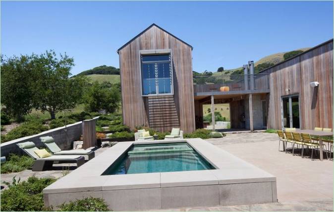 Piscine à l'extérieur de la maison privée de West Marin Ranch