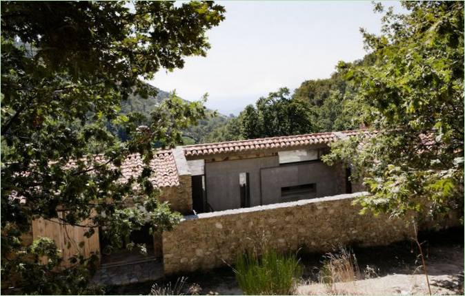 Une maison familiale dans une ancienne grange