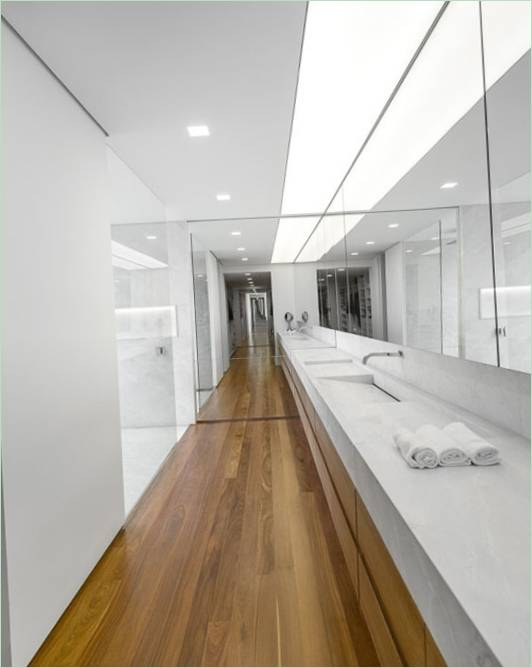 Aménagement de la salle de bains d'une maison AL à Rio de Janeiro