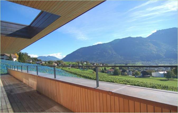 Le long balcon du manoir