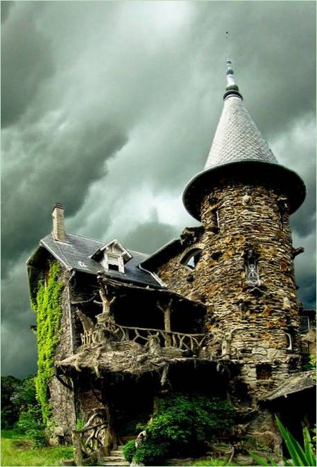 La maison de la sorcière en France