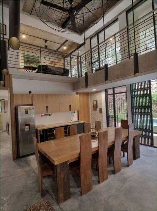 Salle à manger dans une maison privée Menerung