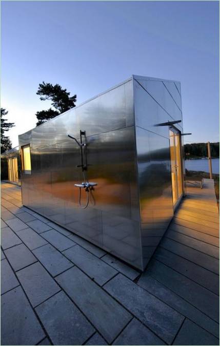 La conception d'une maison miroir en Norvège