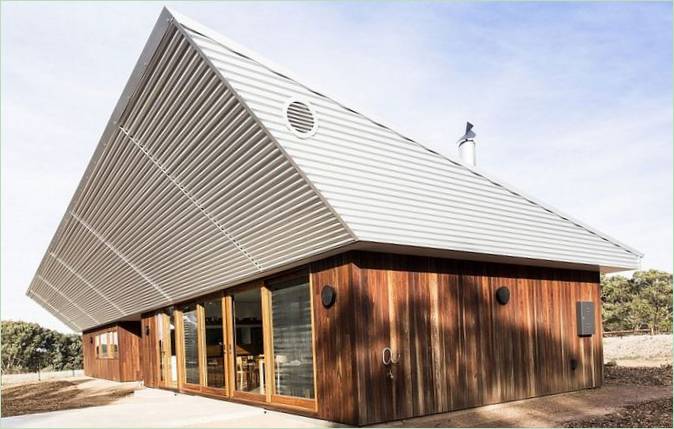 Le toit de la maison Leura Lane, économe en énergie, est inhabituel