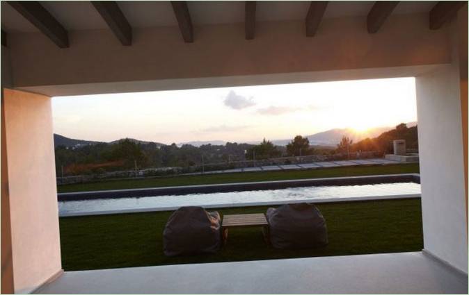 Vue sur la piscine