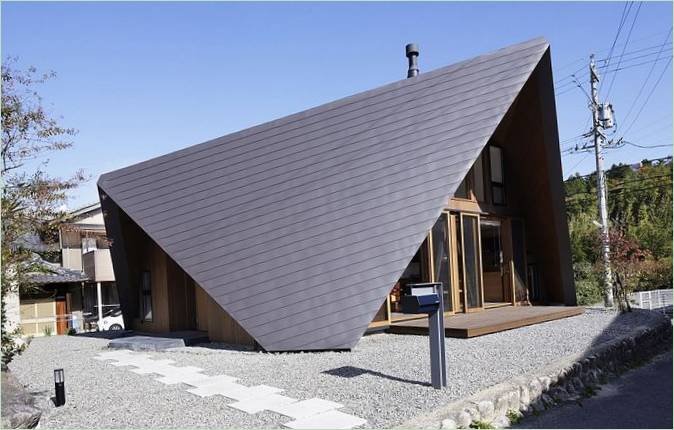 L'extérieur de la maison Origami au Japon