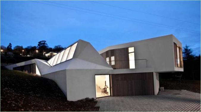 Maison privée - colline par la photographe espagnole Lara Rios
