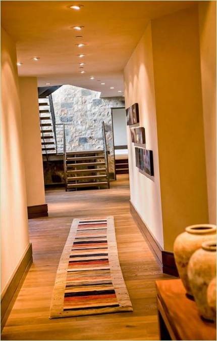 Peintures dans le hall de Buttermilk Ouest