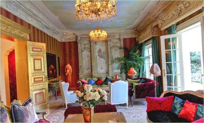 Les intérieurs royaux de l'Enigma Mansion