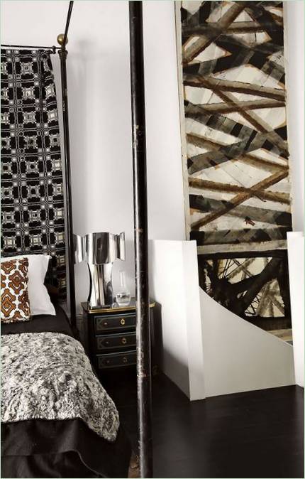 Décoration intérieure d'une chambre à coucher en noir et blanc