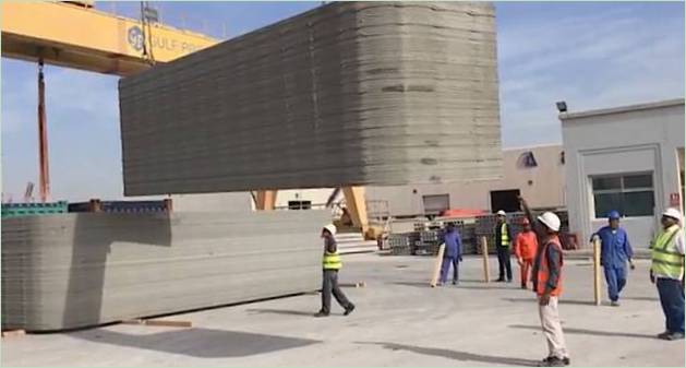 Le premier bâtiment imprimé en 3d au monde en cours de réalisation Le premier bâtiment imprimé en 3d au monde en cours de réalisation