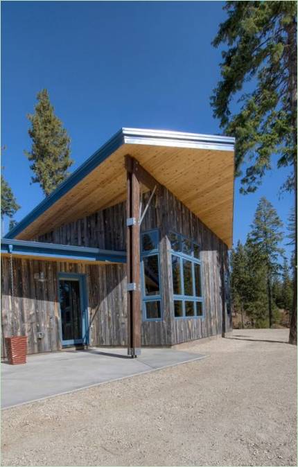 Façades en bois d'une maison de campagne