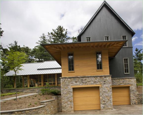 Façade d'une maison privée à Charlotte