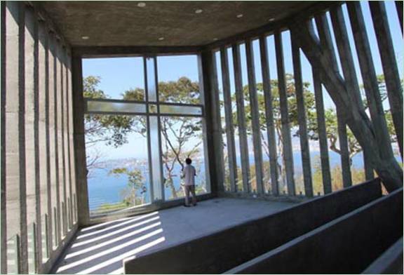 Architecture insolite d'une chapelle forestière à Acapulco