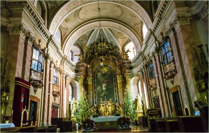 Une belle église