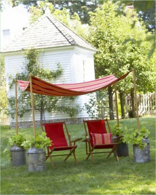 Auvents pour le jardin : tout tissu approprié peut être tendu