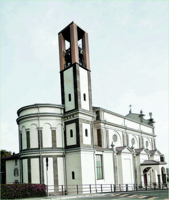 Vue de l'église de Botta depuis la façade